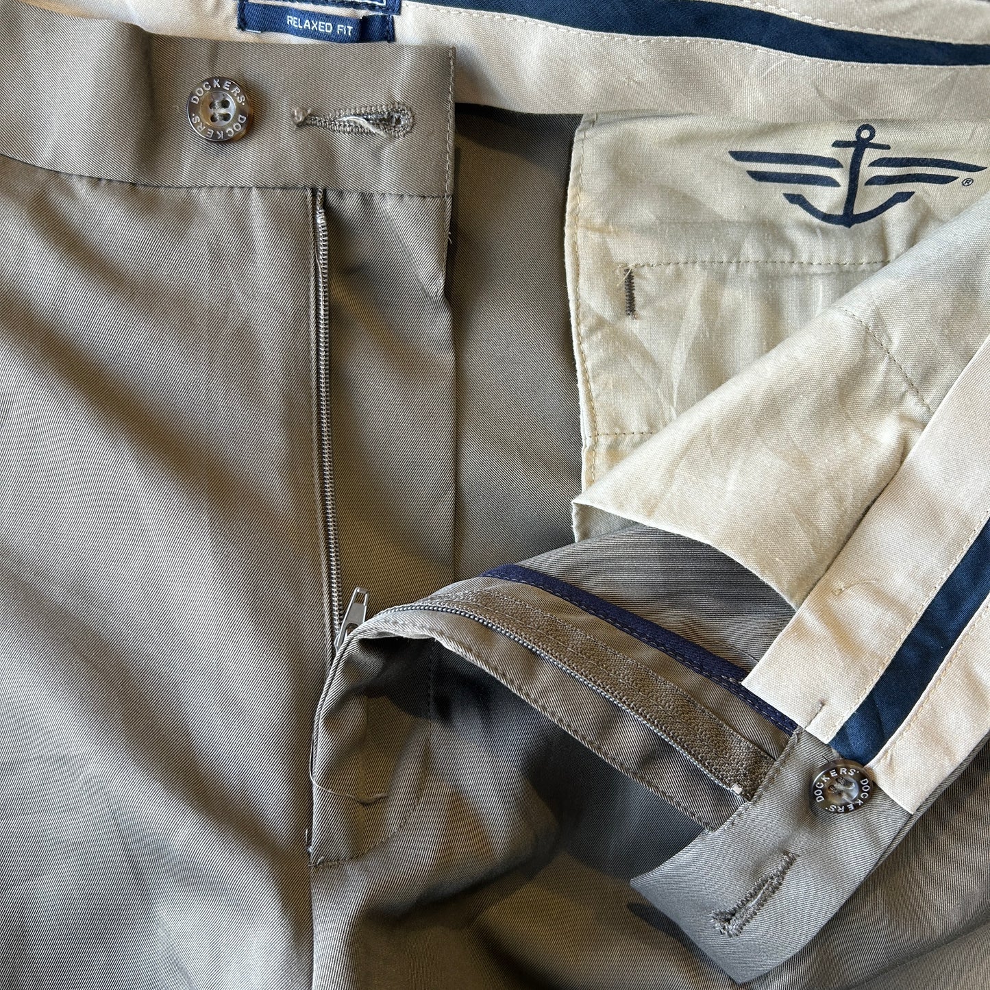 00's Dockers ドッカーズ ２タック スラックス リーバイス オリーブ(34×32)/A9072P-SO