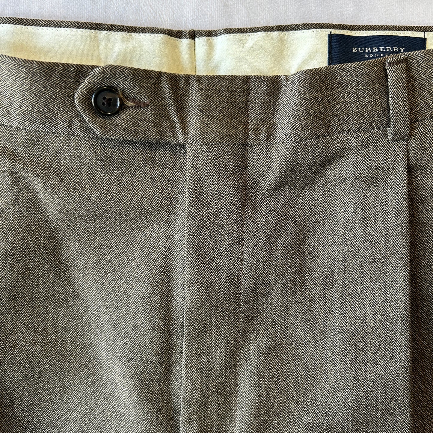 BUEBERRY LONDON バーバリー ２タックヘリンボーンスラックス /A9136P-SO