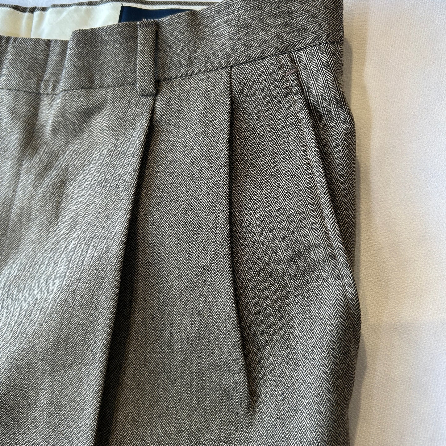 BUEBERRY LONDON バーバリー ２タックヘリンボーンスラックス /A9136P-SO