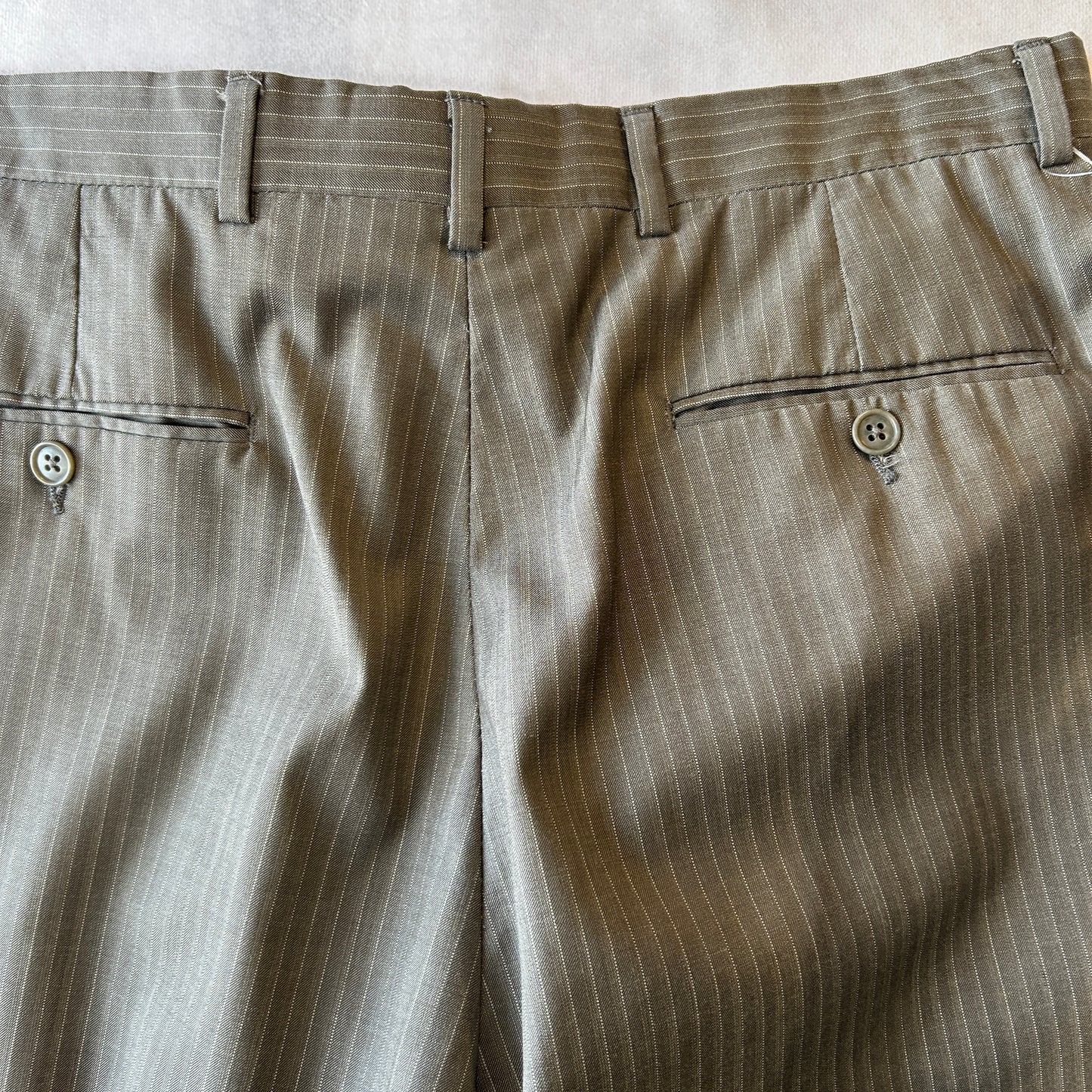 Hart Schaffner Marx ハート・シャフナー・マルクス ２タック ストライプスラックス グレー/B2424P-SO