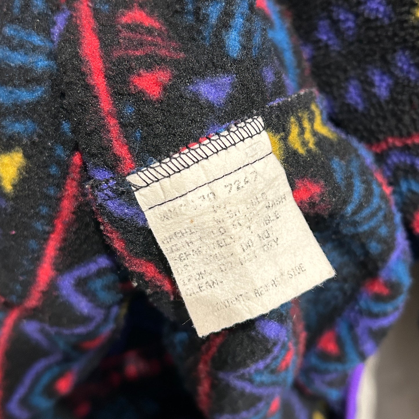 90's Columbia コロンビア 総柄フリースプルオーバー スナップT USA製 黒(XL)/9050O-SO