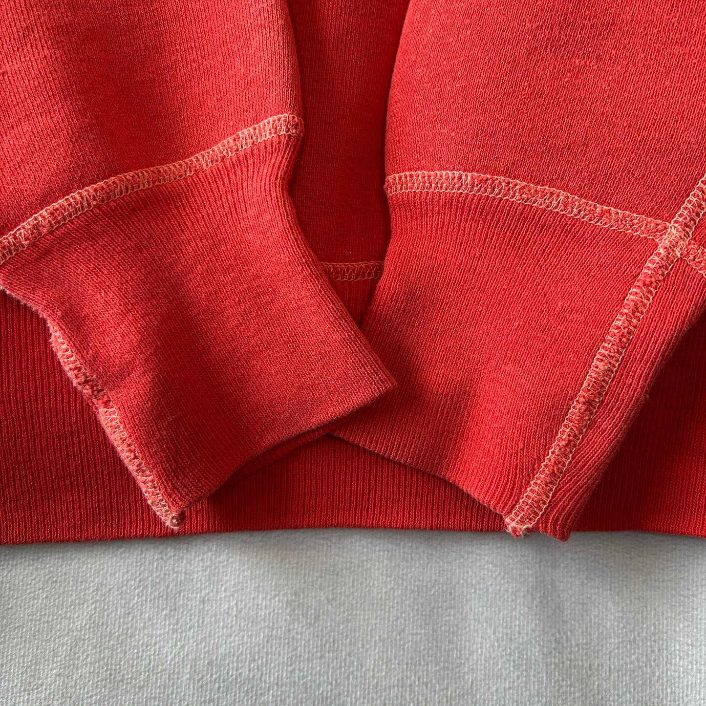 60's MISSISSINAWA BLACKHAWKS ラグランカレッジスウェット フェード 赤/C0627S-SO