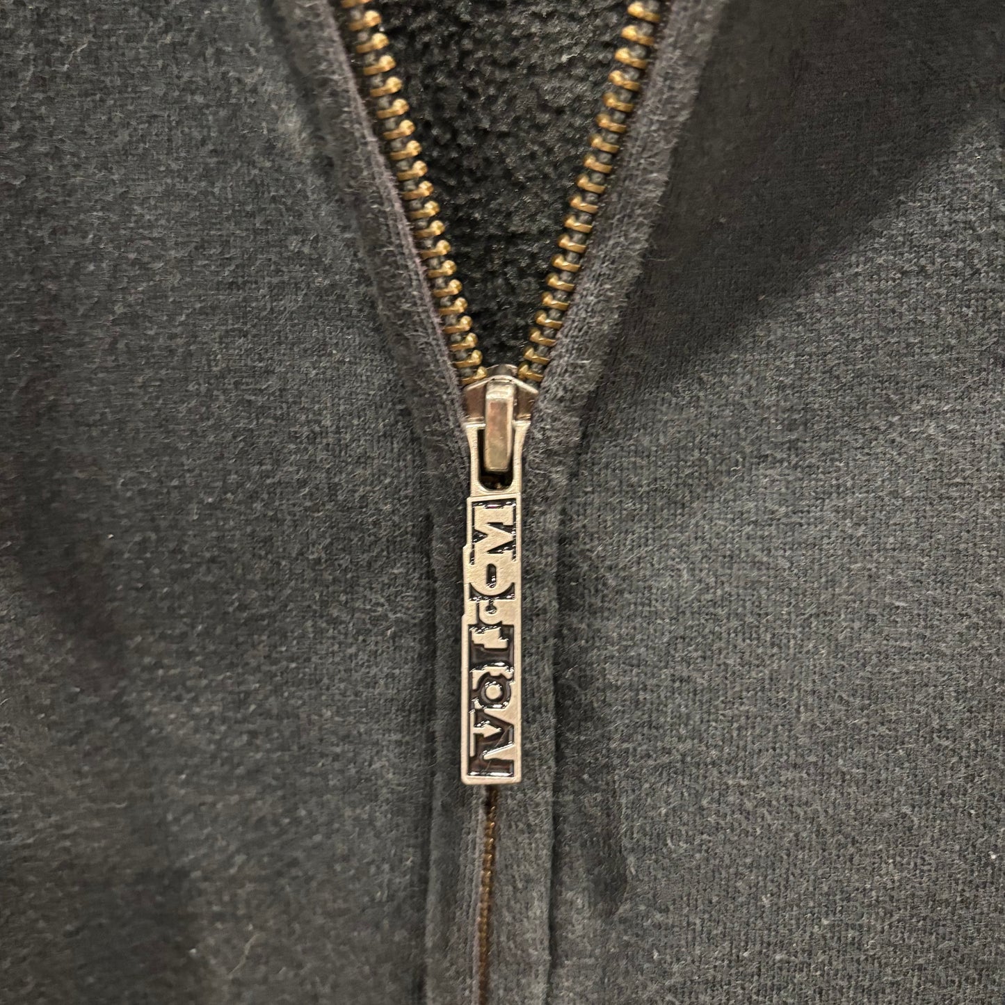 00's VOLCOM ボルコム ストーンロゴ刺繍 オリジナルジップトップ フルジップパーカー ブラック(サイズ不明 M相当)/B4240S-SO