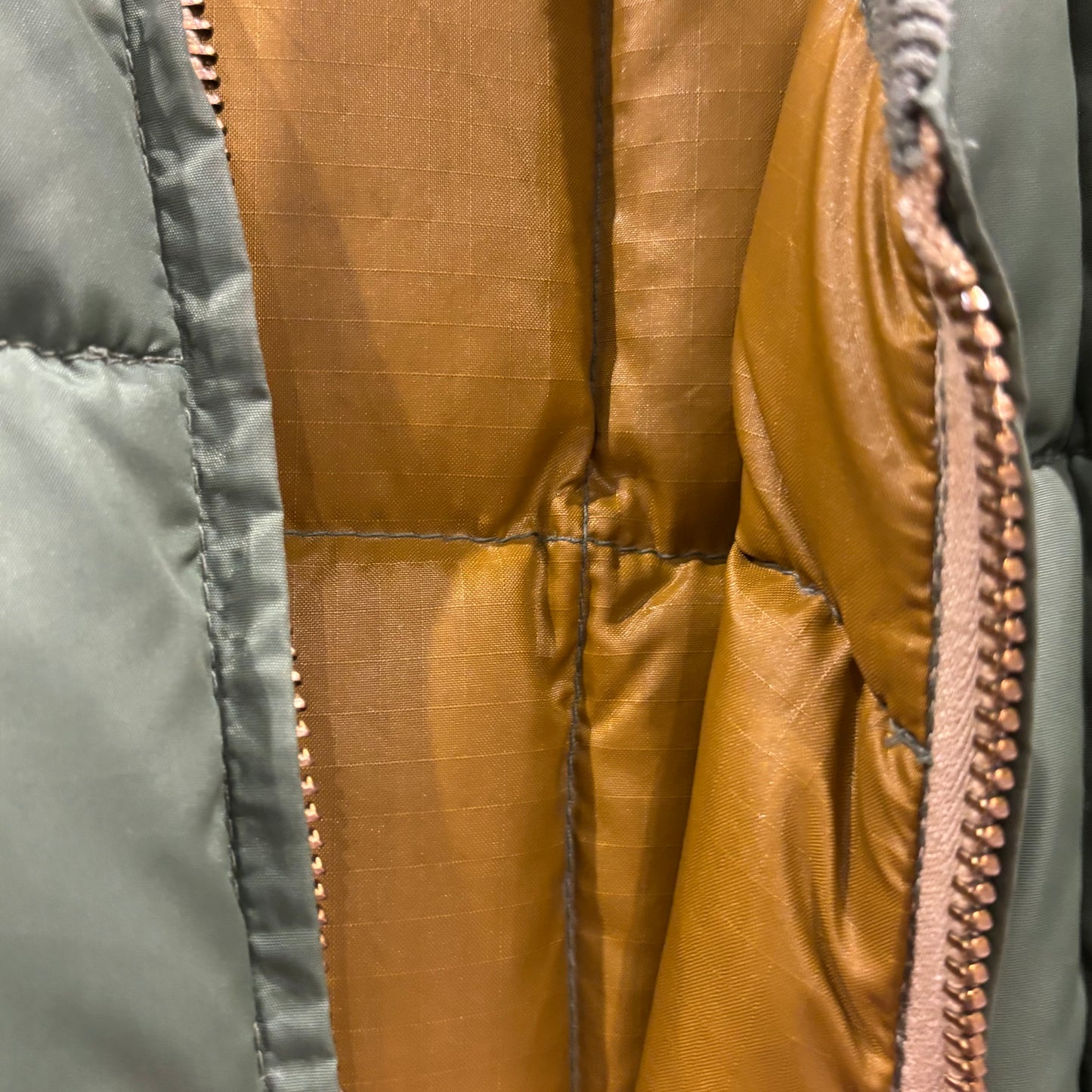 60~70's Eddie Bauer カナディアンベスト ダウンベスト カーキ (46)/A8868V-SO