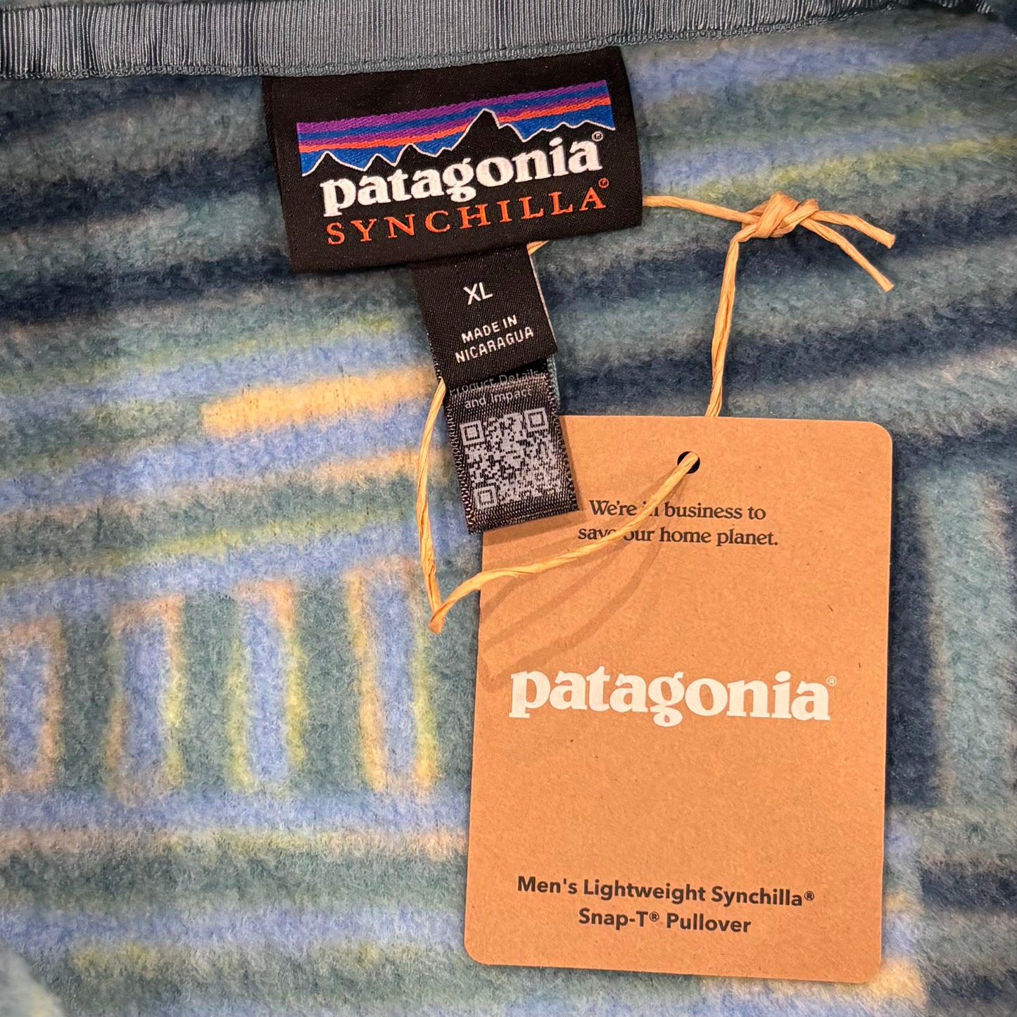 Patagonia パタゴニア 新品（タグ付き）スナップT QFWE フリース プルオーバー ブルーイエロー (XL) /A9849F-SO