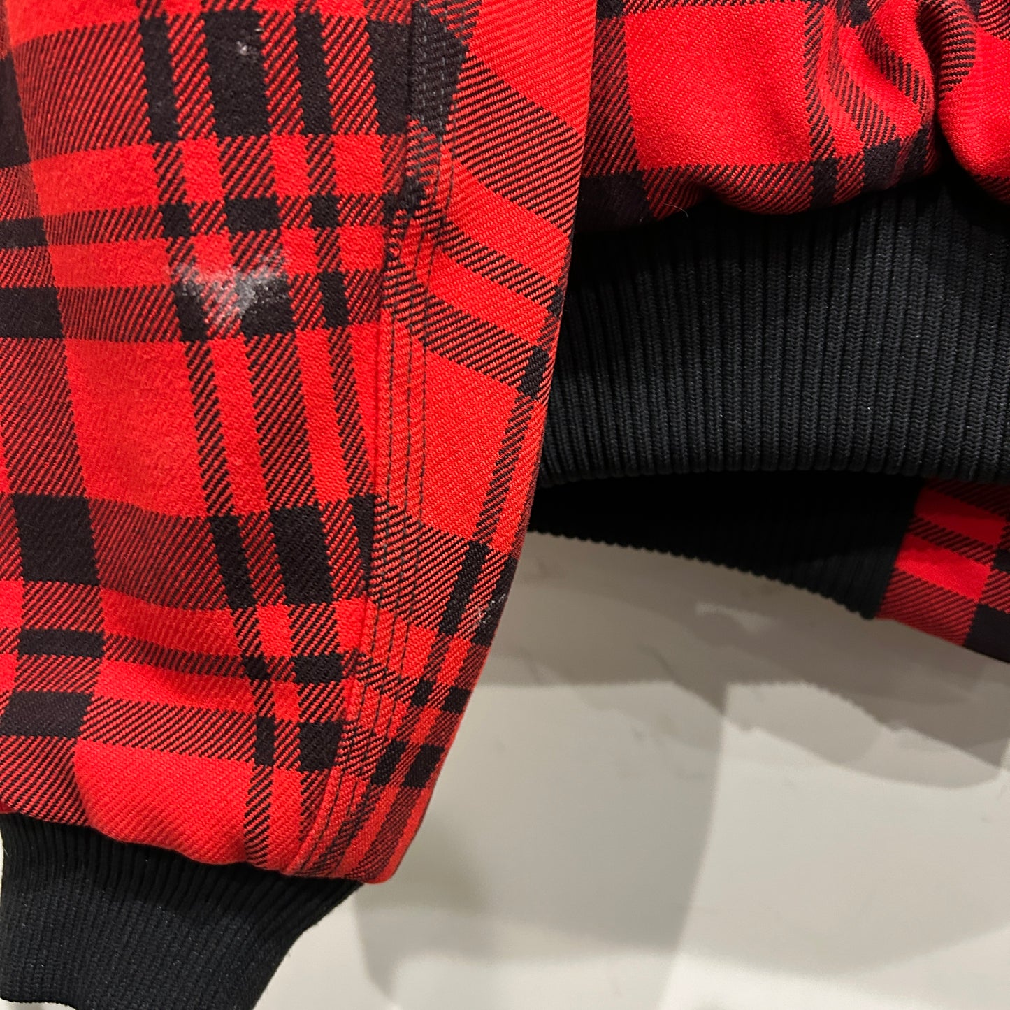 90's Carhartt カーハート JQW60 チェックボンバージャケット 赤黒(M)/B3321J-SO