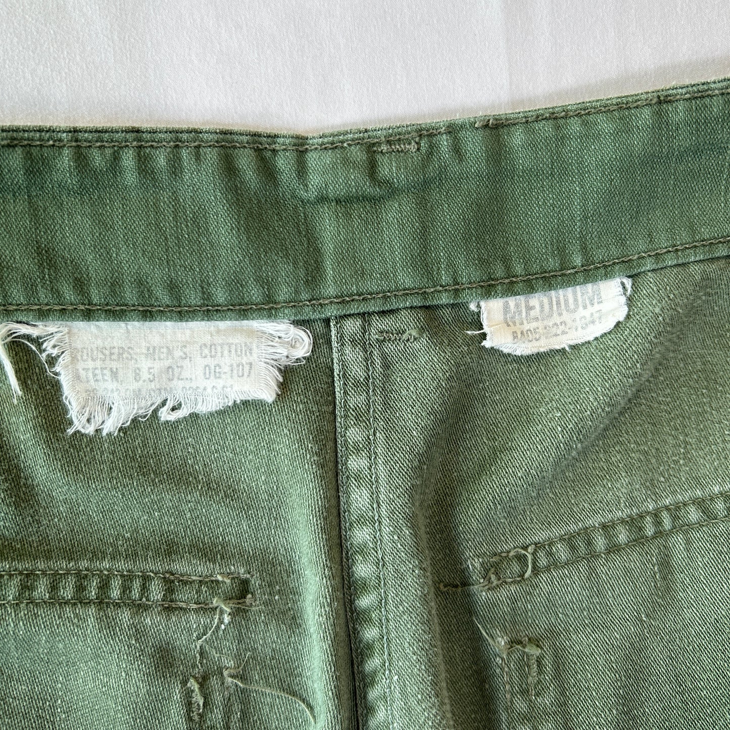 60's U.S.ARMY OG-107 Utility Pants ベイカーパンツ サイドアジャスター 平ボタン(Medium)/C1448P-SO
