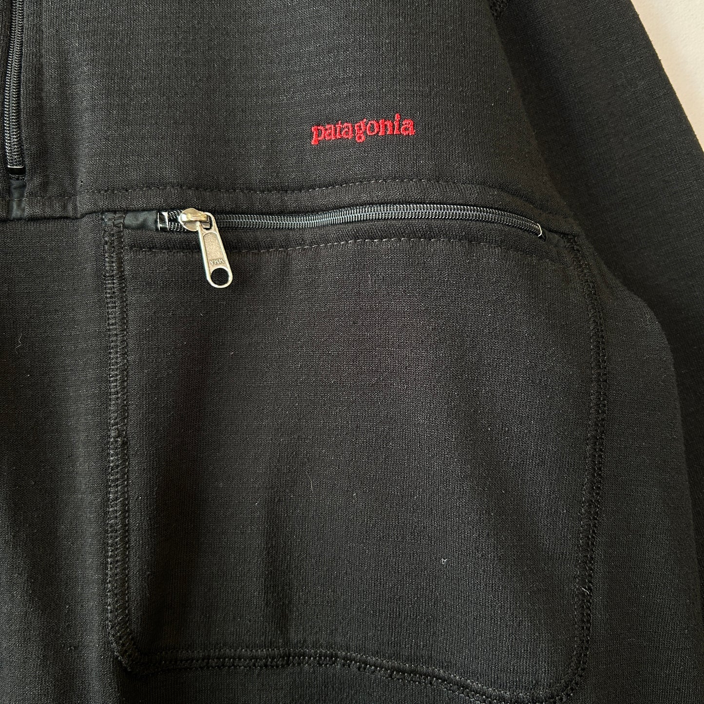 00's Patagonia パタゴニア レギュレーター R1 フリースプルオーバー 黒(XS)/A9698F-SO