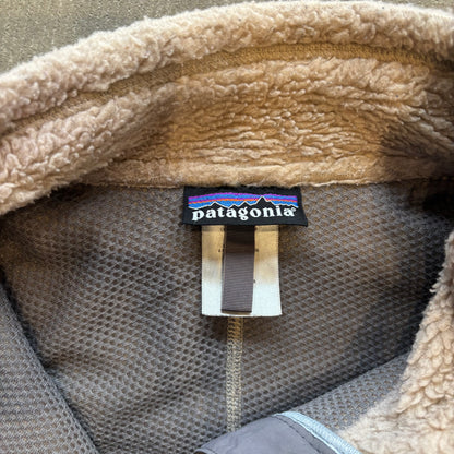 00's Patagonia パタゴニア クラシック・レトロX・ジャケット ベージュ系/チャコール (XL)/A8886F-SO