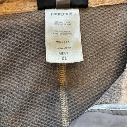 00's Patagonia パタゴニア クラシック・レトロX・ジャケット ベージュ系/チャコール (XL)/A8886F-SO
