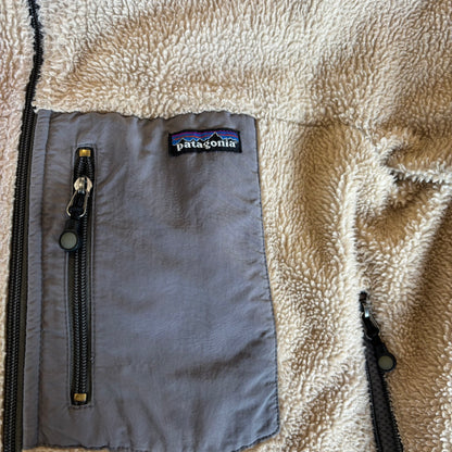 00's Patagonia パタゴニア クラシック・レトロX・ジャケット ベージュ系/チャコール (XL)/A8886F-SO