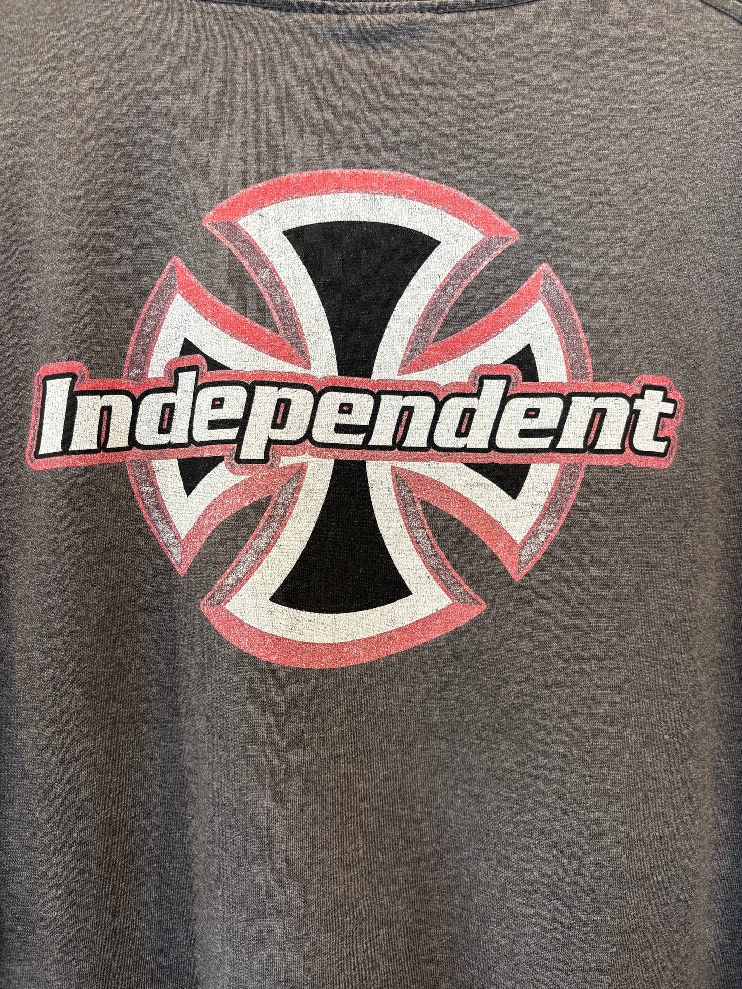 00's Independent インディペンデント アイアンクロスTシャツ チャコールグレー /B3053T-SO