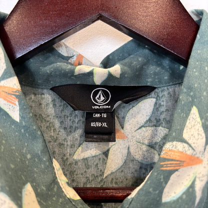 00's Volcom フローラル柄 レギュラーカラー半袖シャツ (XL)/B3060S-SO