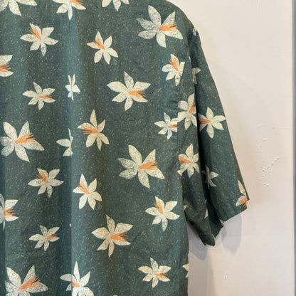 00's Volcom フローラル柄 レギュラーカラー半袖シャツ (XL)/B3060S-SO