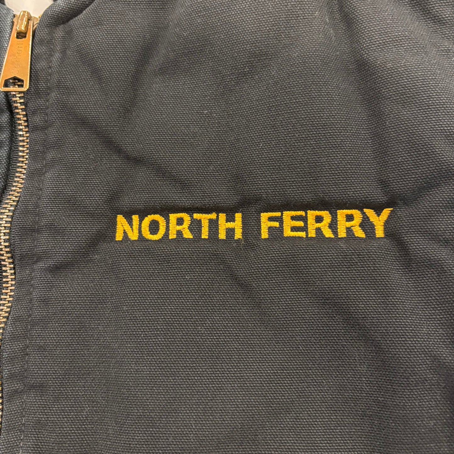 Carhartt カーハート ダックベスト NORTH FERRY ブラック (サイズ不明）/C0420V-SO