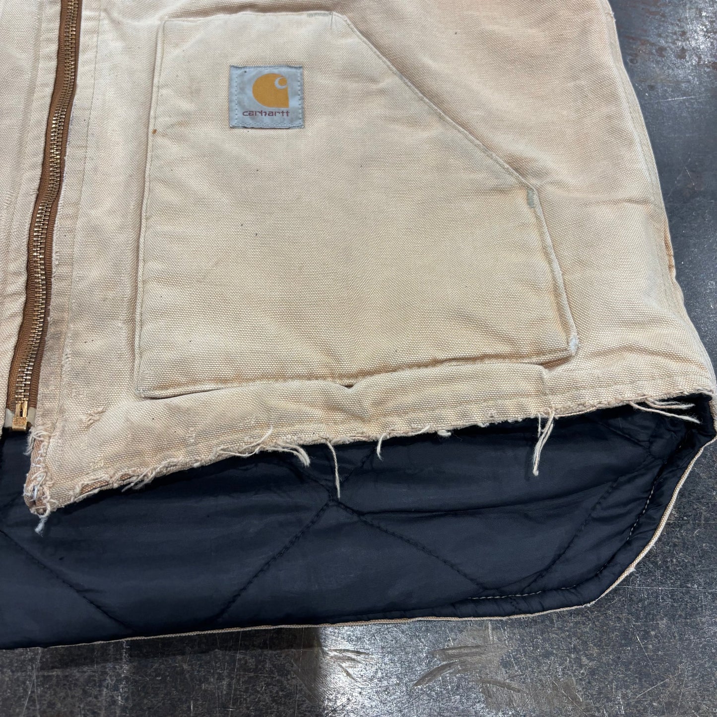 00's Carhartt カーハート ダックベスト BRN ブラウン 腰ゴム ベージュ系 （サイズ不明）/C0402V-SO