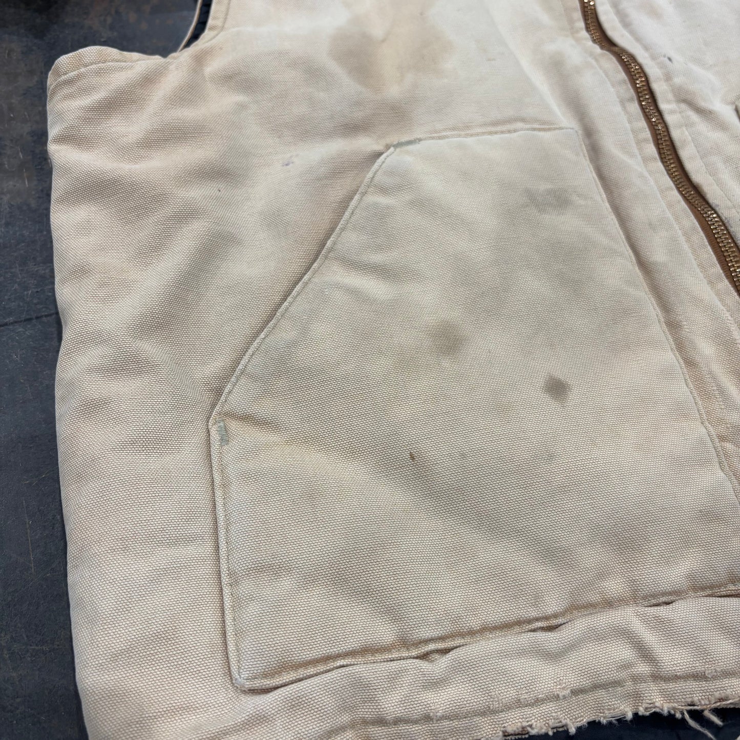 00's Carhartt カーハート ダックベスト BRN ブラウン 腰ゴム ベージュ系 （サイズ不明）/C0402V-SO