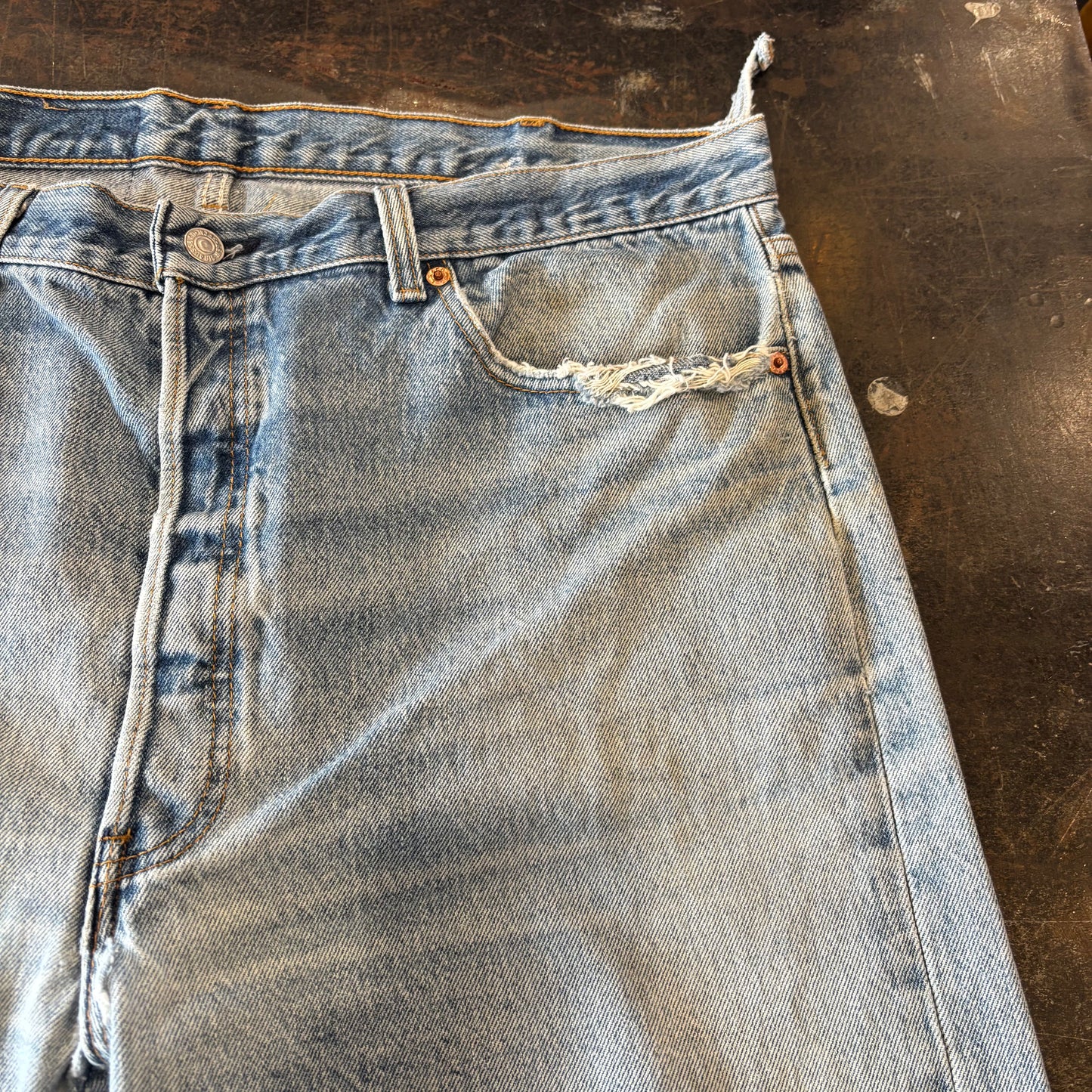 90's Levi's リーバイス 501 denim ダメージデニムパンツ (W40/L30) /C0002P-SO
