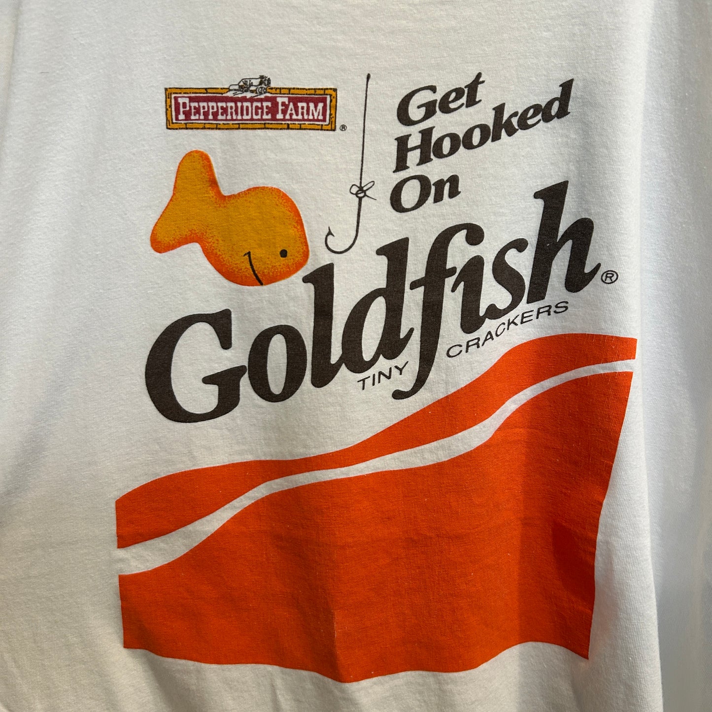 90's Gold Fish pepperidge Farm お菓子 魚 企業Tシャツ 白 (サイズ不明)/C0786T-SO