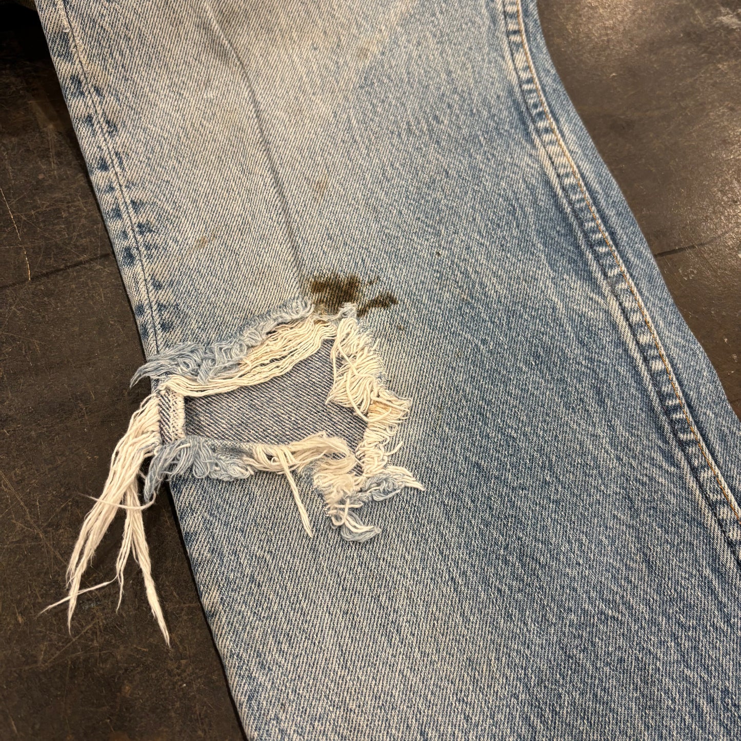 80's Levi's リーバイス 501 denim ダメージデニムパンツ (W32/L34) /A3519P-SO